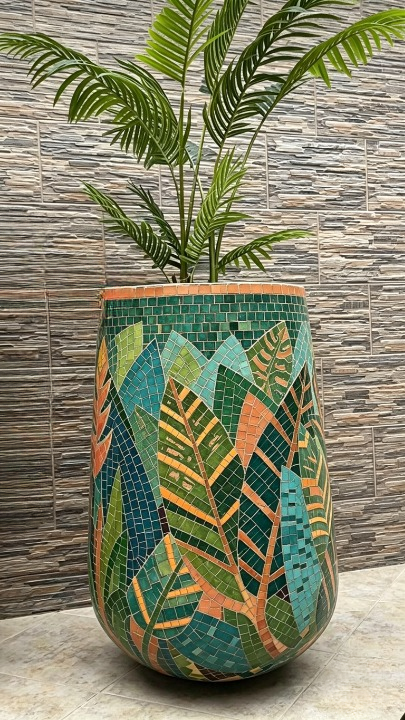 Modern Mosaic Table (28)_cleanup