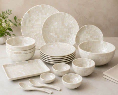 Off white dinnderware set in Mosaic